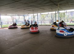 碰碰車游樂設(shè)備在乘坐的時(shí)候需要注意這些