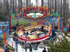 乘坐游樂(lè)設(shè)備需要注意哪些安全注意事項(xiàng)